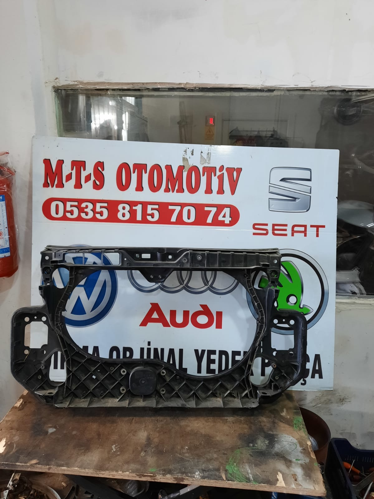 AUDİ A6 ÖN PANEL 2 0 MOTOR